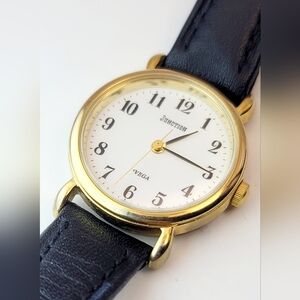 Vintage Citizen Vega Junction 6A31-L07208 Ladies Watch Gold Tone White Dial